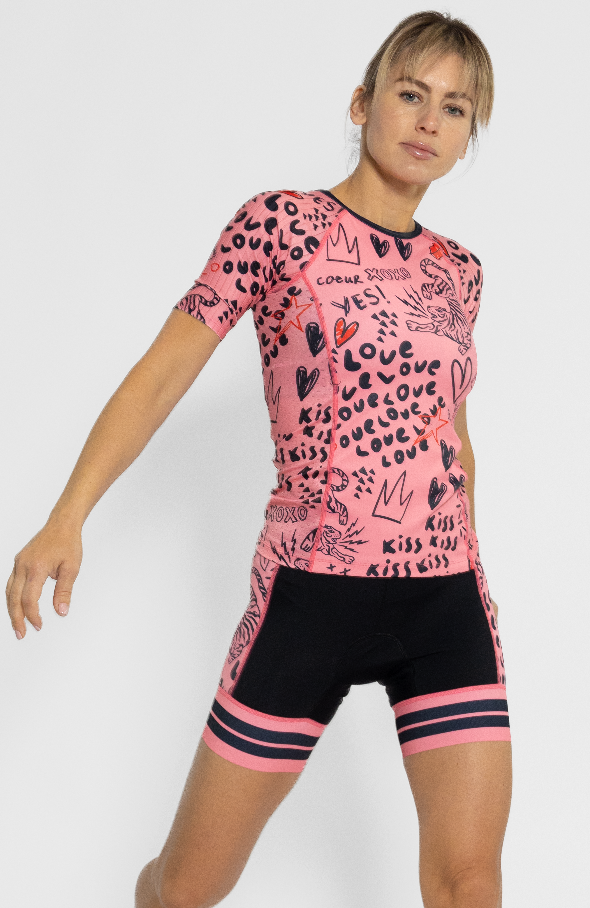 Coeur Sports Aero Tri Top Love Bomb Women's Sleeved No Zip Triathlon Aero Top