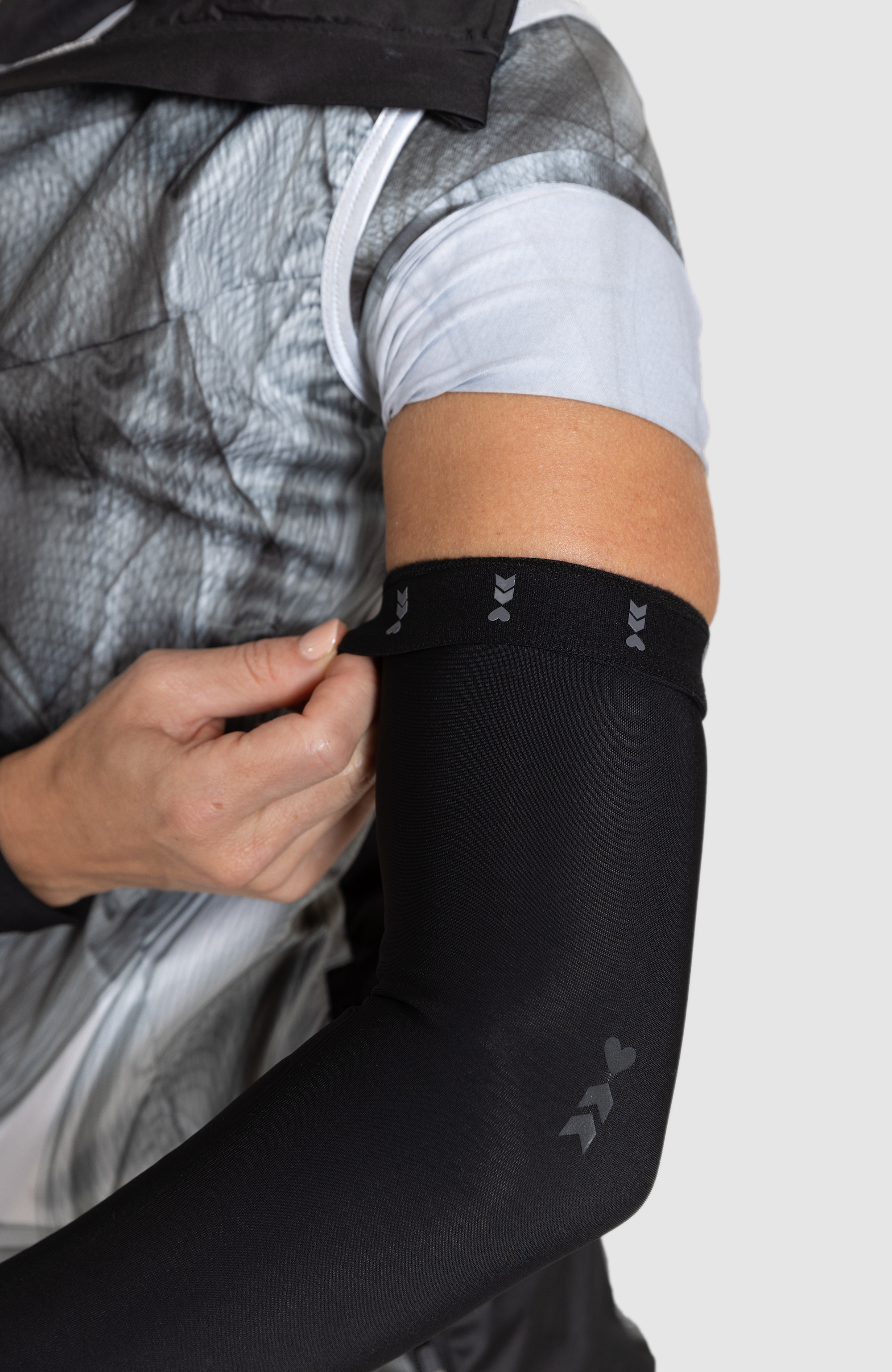 Coeur Sports Arm Warmer Little Black Thermal Arm Warmers